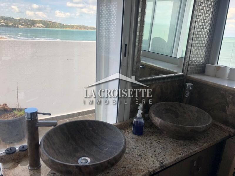 Penthouse S+3 meublé vue sur mer à La Marsa